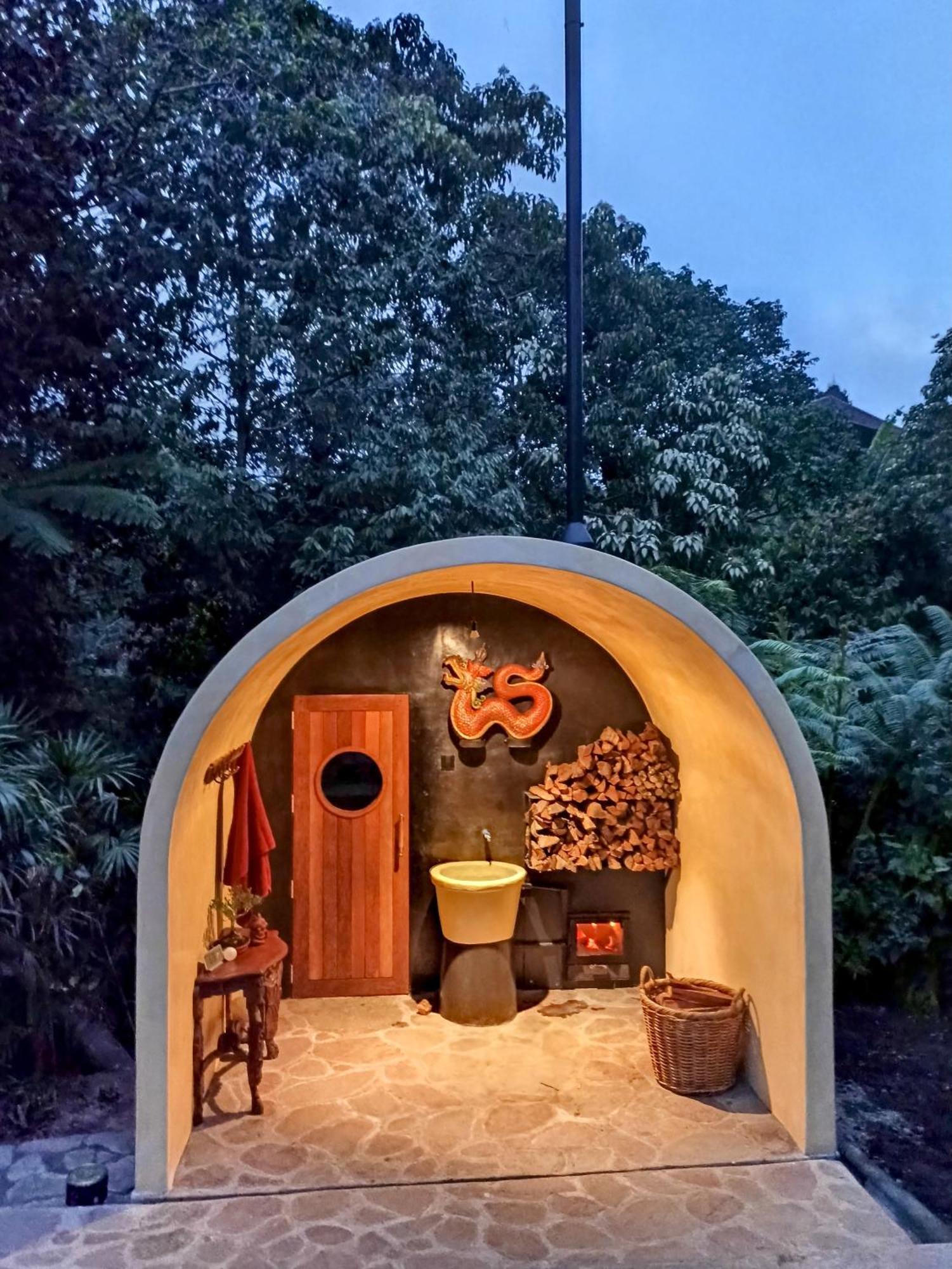 Sarinbuana Eco Guest house 3*